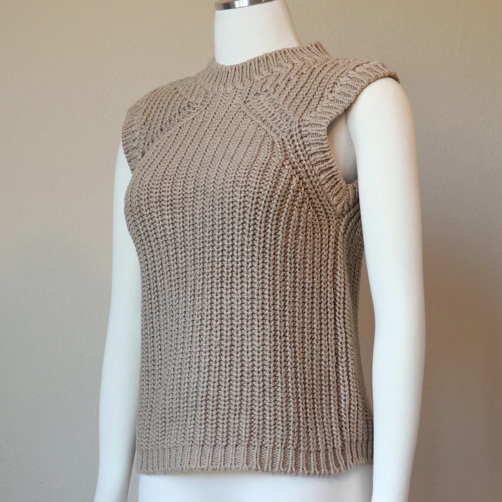 Chloe sleeveless all-cotton knit sweater crew neck - Picture 6 of 10